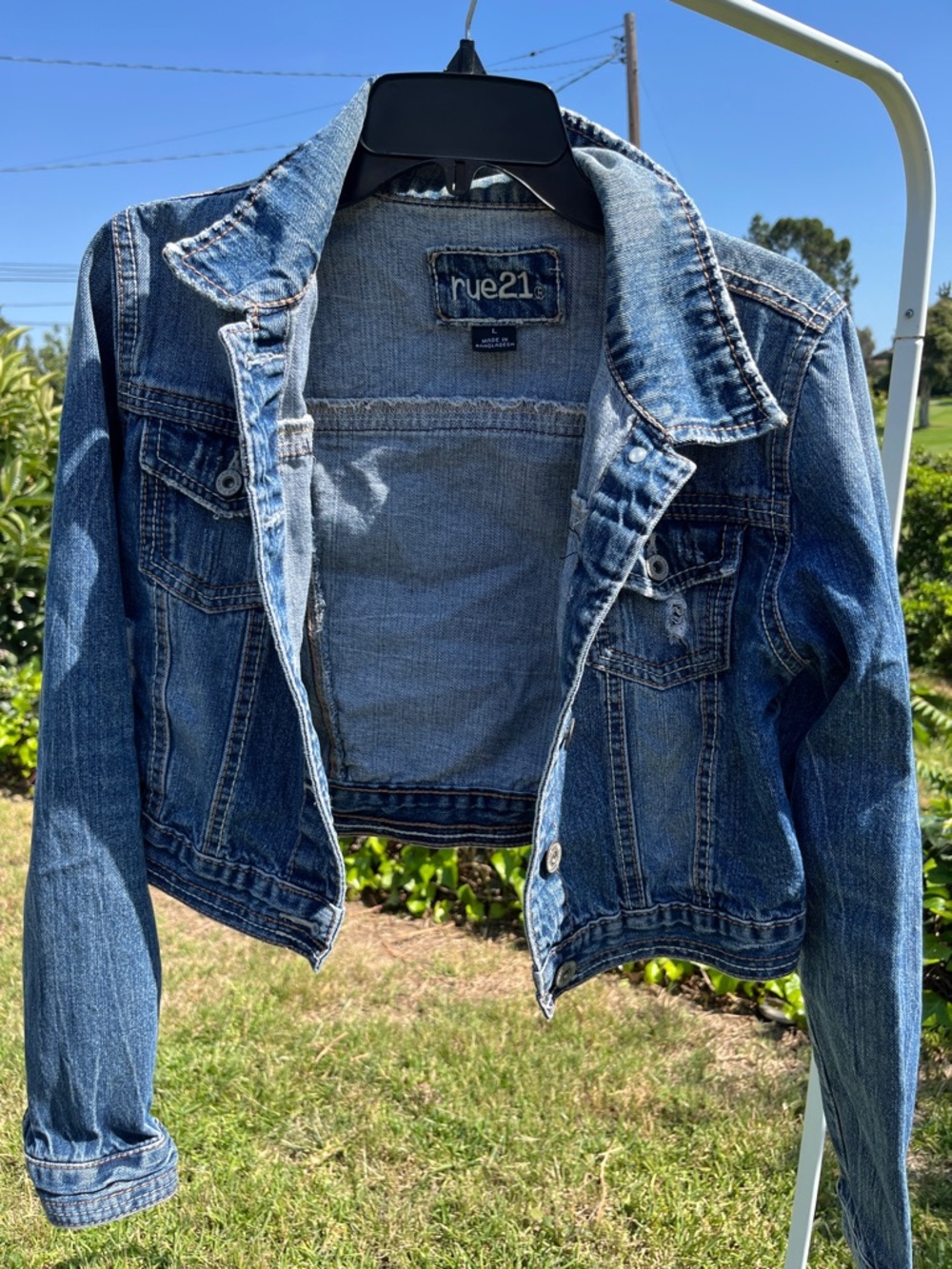 Rue21 Medium Blue Cropped Denim Jacket